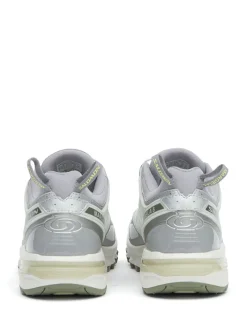 Sneakers><noscript><img data-lazyloaded=