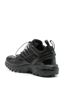 Sneakers><noscript><img data-lazyloaded=