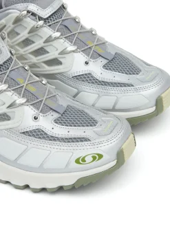 Sneakers><noscript><img data-lazyloaded=