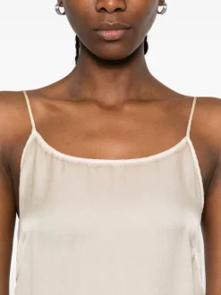 Dresses><noscript><img data-lazyloaded=