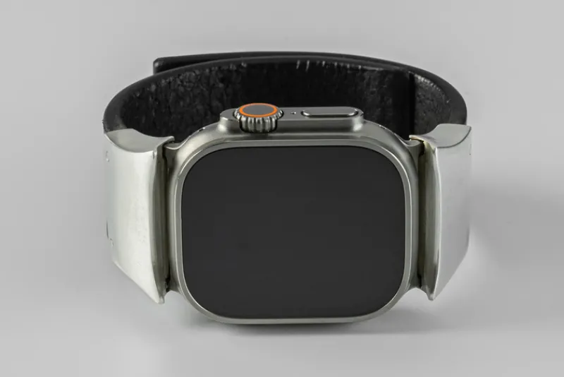 Small Accessories | Small Accessories>PARTS OF FOUR Apple Watch Bracelet (Model 1, Wedge Strap, Studs, BLK+MA) - for 41mm
