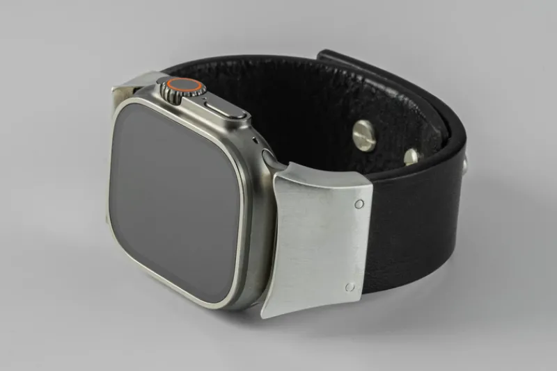 Small Accessories | Small Accessories>PARTS OF FOUR Apple Watch Bracelet (Model 1, Wedge Strap, Studs, BLK+MA) - for 41mm