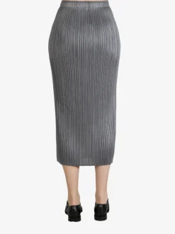 Skirts><noscript><img data-lazyloaded=