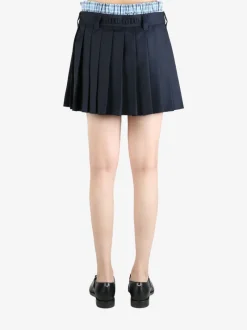 Skirts><noscript><img data-lazyloaded=