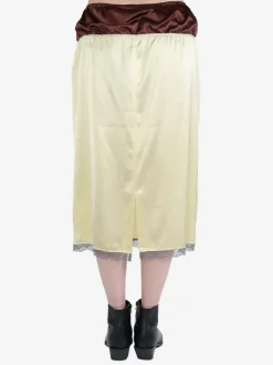 Skirts><noscript><img data-lazyloaded=