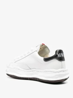 Sneakers | Sneakers><noscript><img data-lazyloaded=