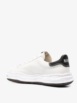Sneakers | Sneakers><noscript><img data-lazyloaded=