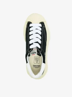 Sneakers | Sneakers><noscript><img data-lazyloaded=