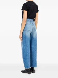 Jeans><noscript><img data-lazyloaded=