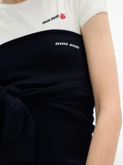 Tops><noscript><img data-lazyloaded=