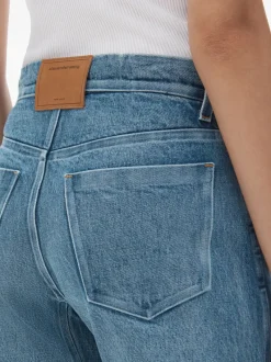 Jeans><noscript><img data-lazyloaded=