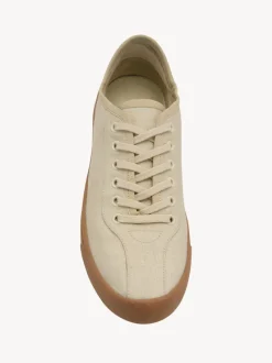 Sneakers><noscript><img data-lazyloaded=