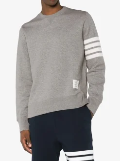 Sweats & Hoodies>THOM BROWNE Classic Sweatshirt In Classic Loopback W/ Engineered 4 Bar