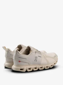 Sneakers><noscript><img data-lazyloaded=