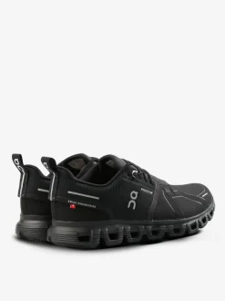 Sneakers><noscript><img data-lazyloaded=