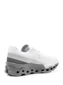 Sneakers><noscript><img data-lazyloaded=