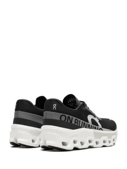 Sneakers><noscript><img data-lazyloaded=