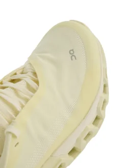 Sneakers><noscript><img data-lazyloaded=