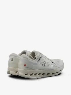 Sneakers><noscript><img data-lazyloaded=