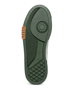 Sneakers><noscript><img data-lazyloaded=