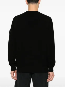 Sweats & Hoodies><noscript><img data-lazyloaded=
