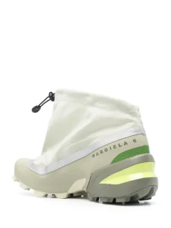 Sneakers><noscript><img data-lazyloaded=