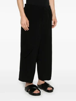 Pants>YOHJI YAMAMOTO POUR HOMME Cut-Out Detail Pants