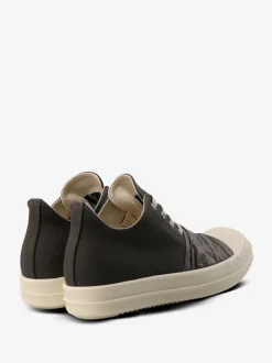 Sneakers><noscript><img data-lazyloaded=