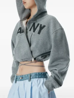 Shorts><noscript><img data-lazyloaded=