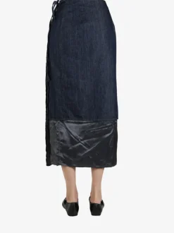 Skirts><noscript><img data-lazyloaded=