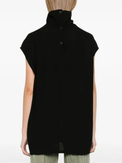 T-shirts><noscript><img data-lazyloaded=