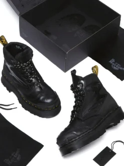 Boots | Boots><noscript><img data-lazyloaded=