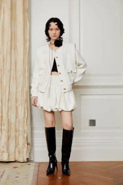 Skirts><noscript><img data-lazyloaded=