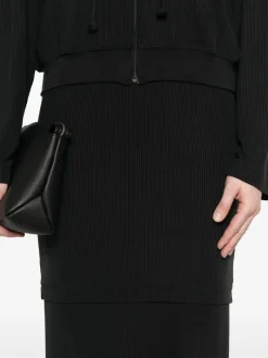 Skirts><noscript><img data-lazyloaded=