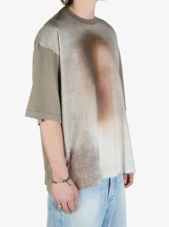 T-shirts>UNDERCOVER Graphic Tee