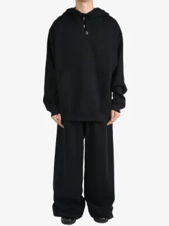Sweats & Hoodies><noscript><img data-lazyloaded=