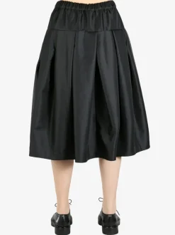 Skirts><noscript><img data-lazyloaded=