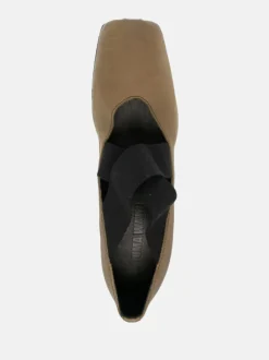 Heels><noscript><img data-lazyloaded=