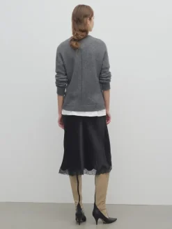 Skirts><noscript><img data-lazyloaded=