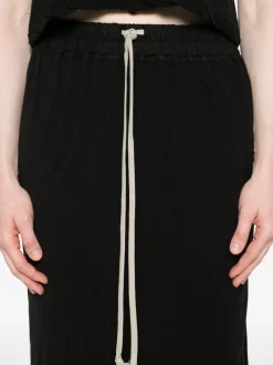 Skirts><noscript><img data-lazyloaded=