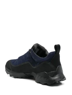Sneakers><noscript><img data-lazyloaded=