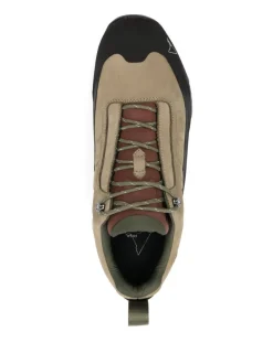 Sneakers><noscript><img data-lazyloaded=