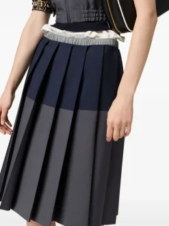 Skirts><noscript><img data-lazyloaded=