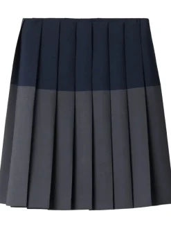 Skirts><noscript><img data-lazyloaded=