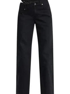 Jeans><noscript><img data-lazyloaded=