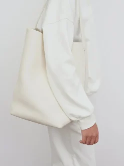 Bags>THE ROW Large N/S Park Tote Bag