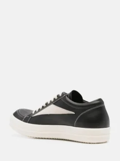 Sneakers><noscript><img data-lazyloaded=