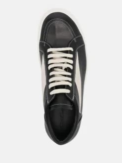 Sneakers><noscript><img data-lazyloaded=
