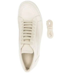 Sneakers><noscript><img data-lazyloaded=