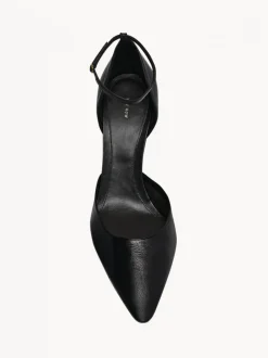 Heels><noscript><img data-lazyloaded=